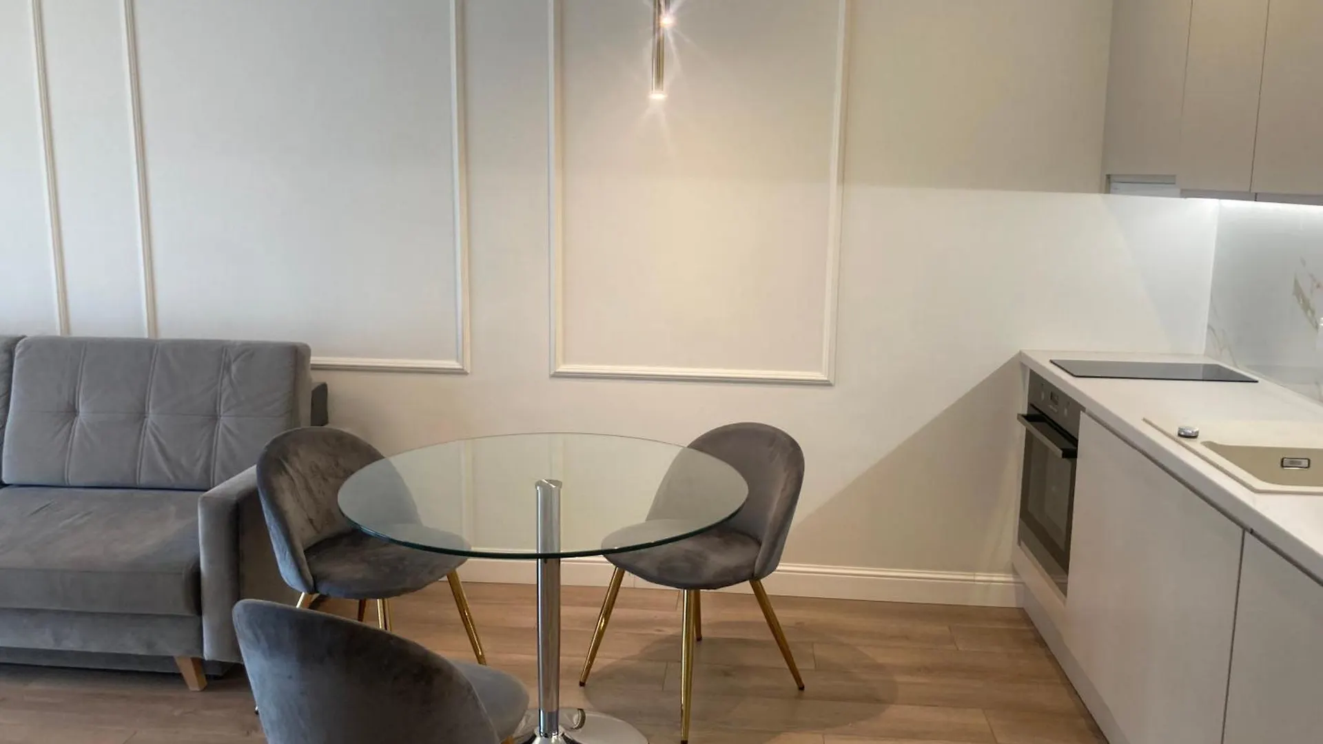 Mennica Residence Hotel Apartments 바르샤바
